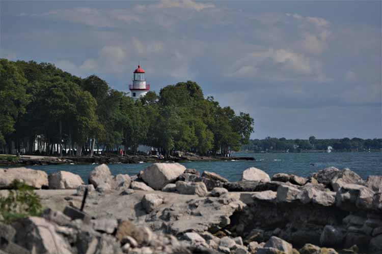 DSC_0018-oh-catawba isl-marblehead light